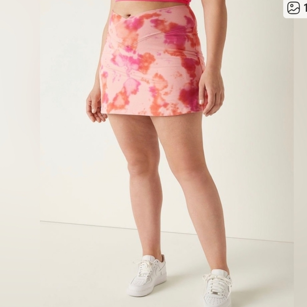 PINK Victoria's Secret A-Line Mini Skirt in Orange and Pink